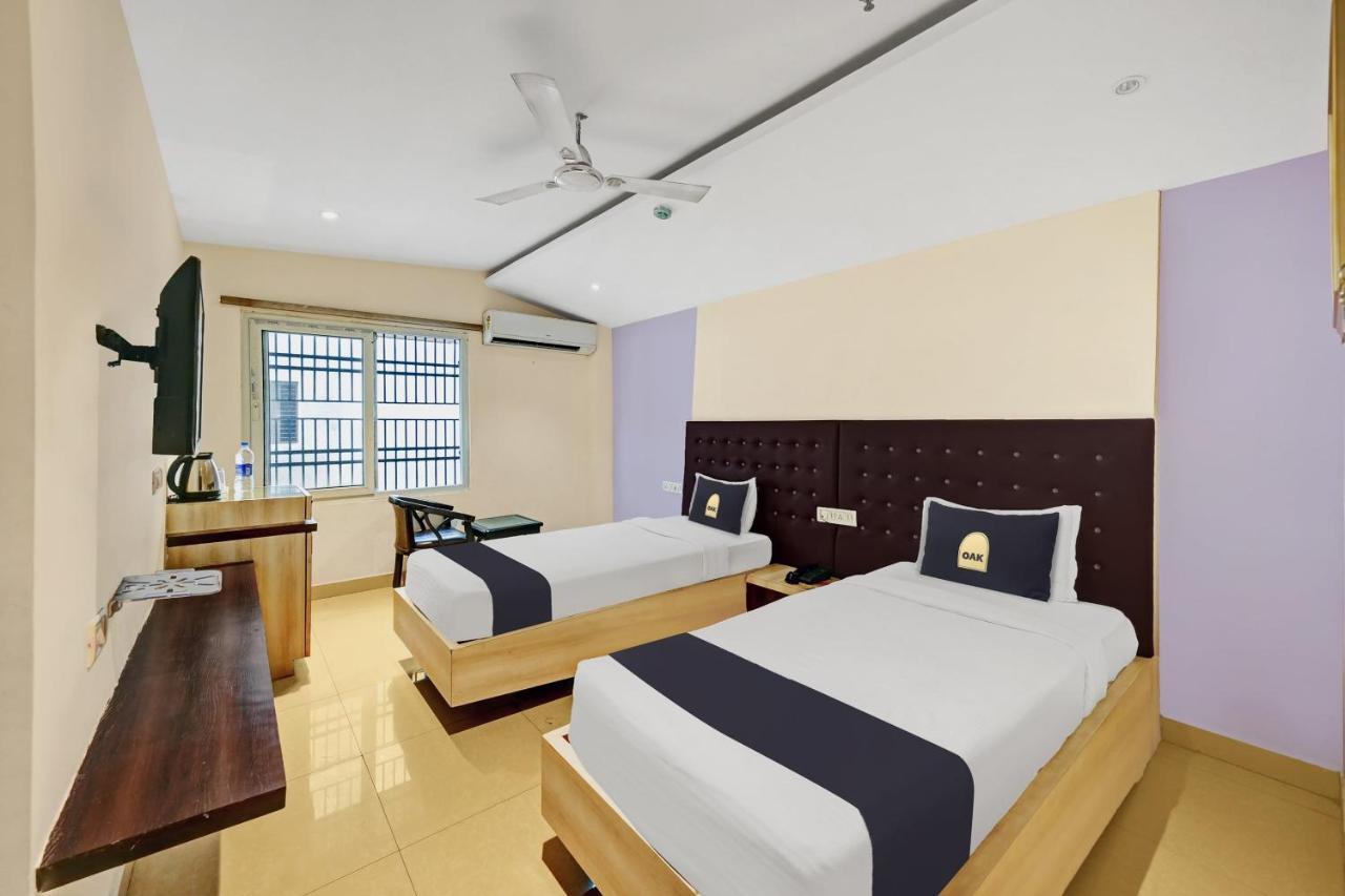 布巴内什瓦尔 Townhouse Oak Pentagon Residency酒店 外观 照片