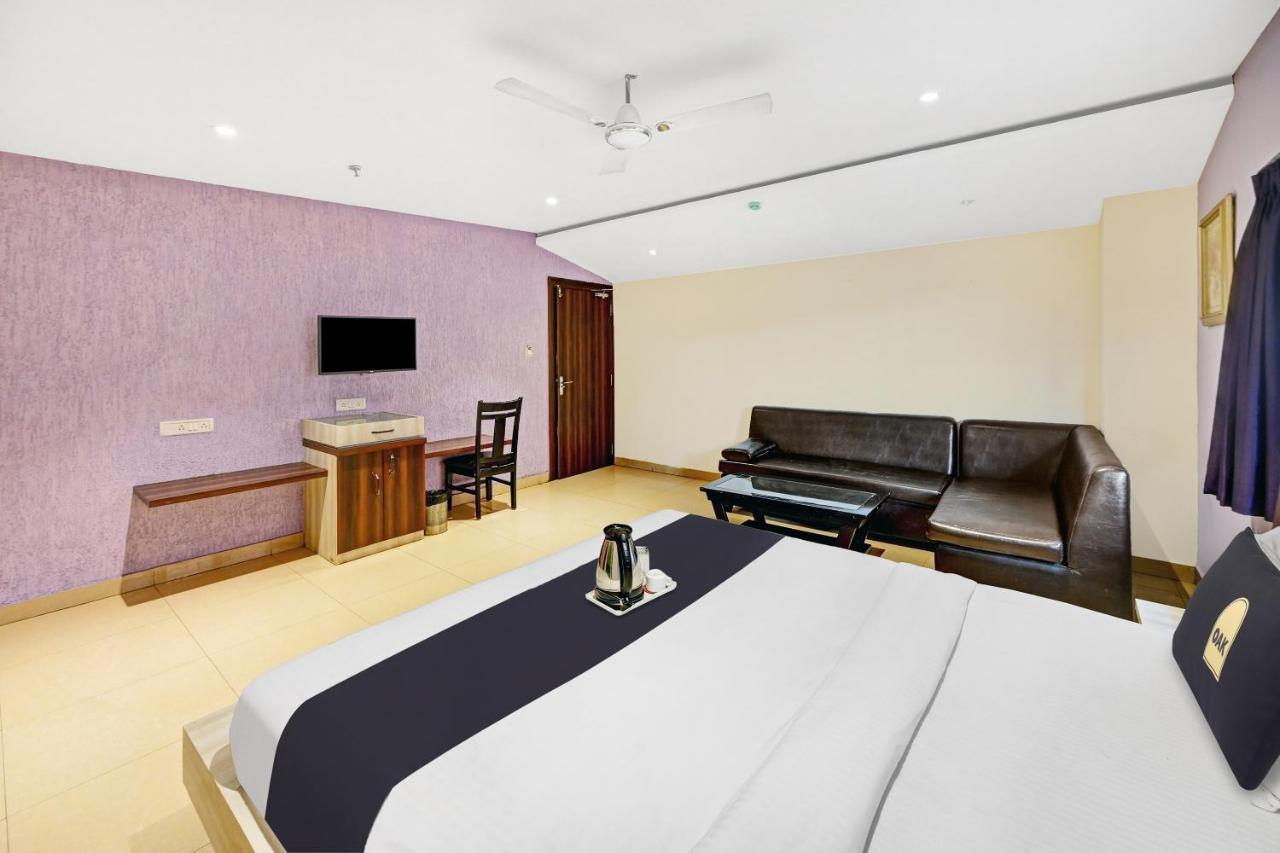 布巴内什瓦尔 Townhouse Oak Pentagon Residency酒店 外观 照片