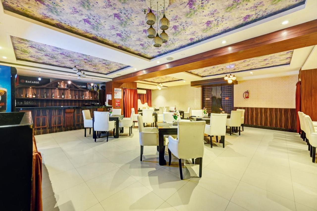 布巴内什瓦尔 Townhouse Oak Pentagon Residency酒店 外观 照片