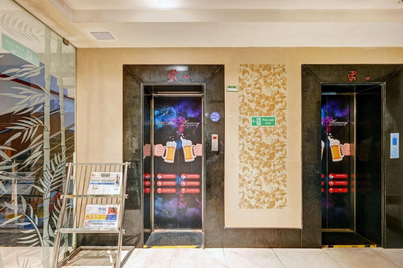 布巴内什瓦尔 Townhouse Oak Pentagon Residency酒店 外观 照片