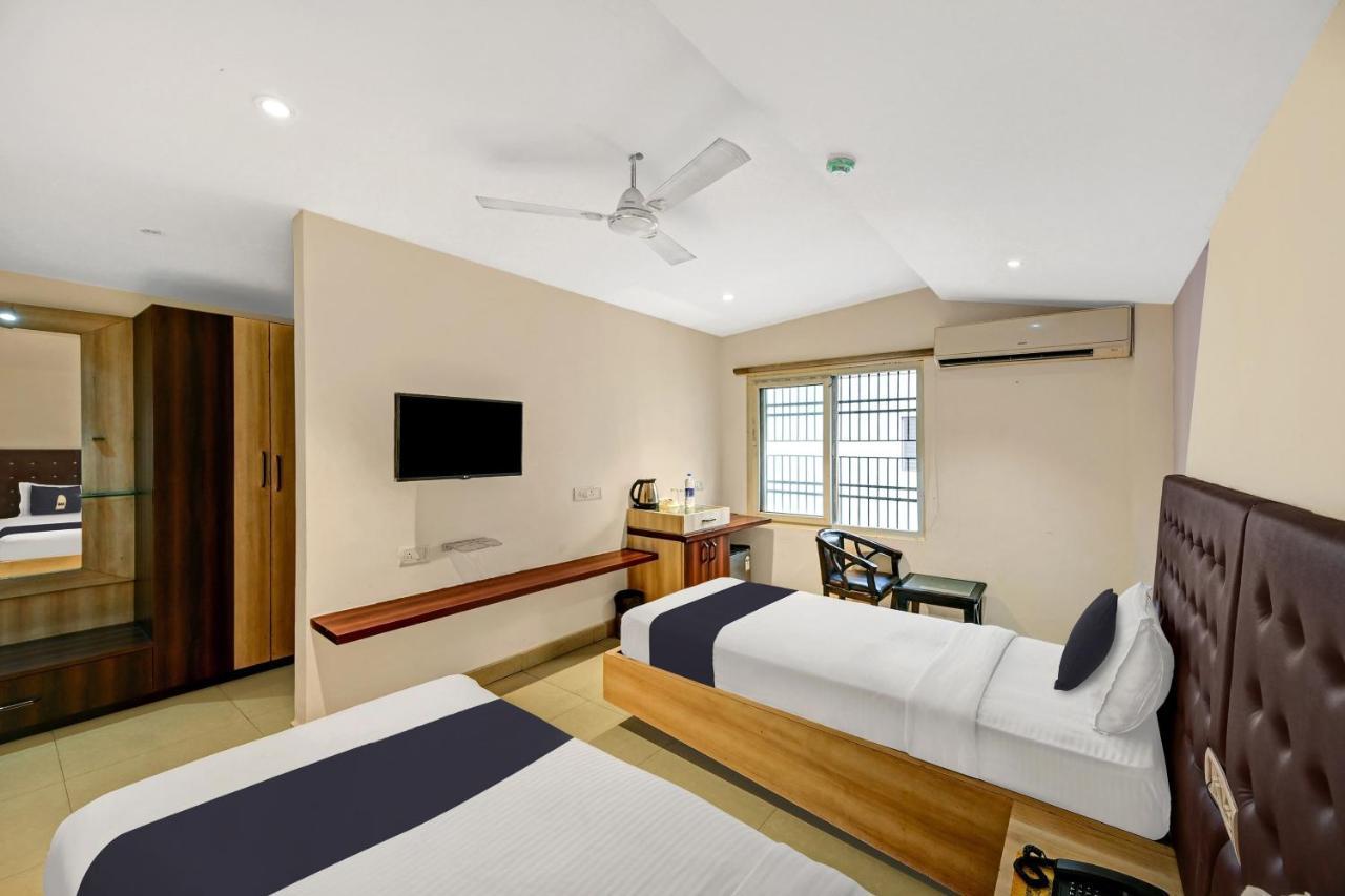 布巴内什瓦尔 Townhouse Oak Pentagon Residency酒店 外观 照片